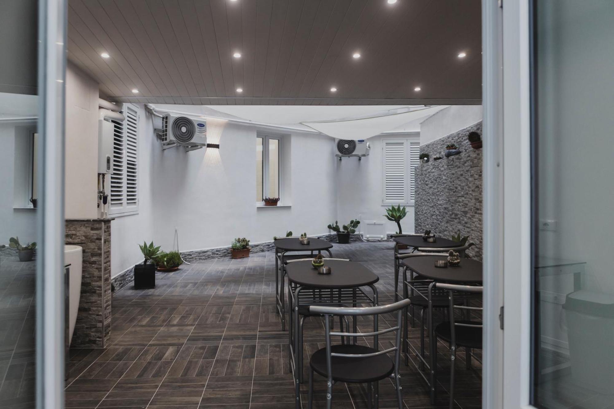 Mariblu Palermo Hotel Exterior photo